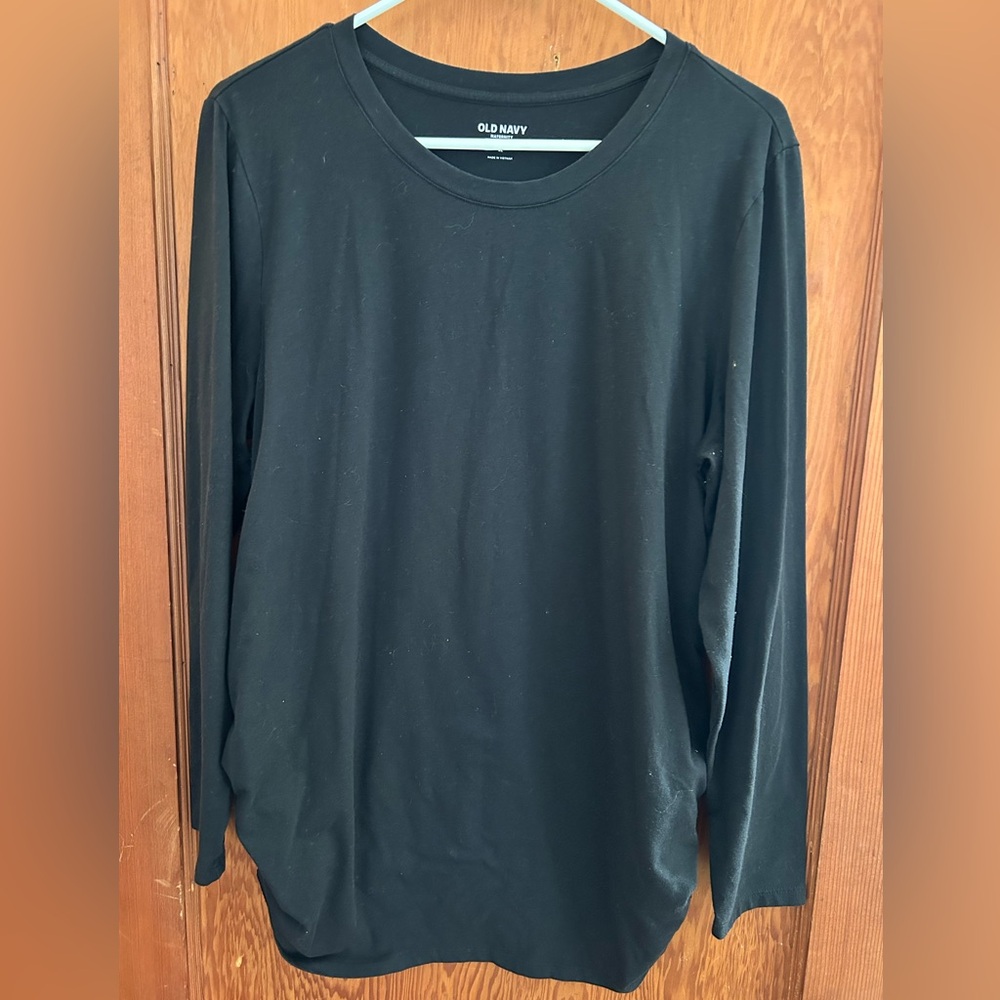 Old Navy XL long sleeve maternity shirt